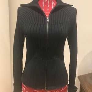 Black ribbed Gap zip-up